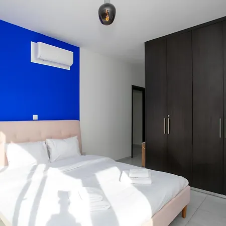 Palmove Renovated Meneou House