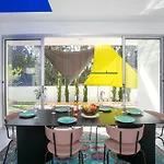 Tatil Evi Palmove Renovated Meneou House *