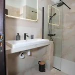 Palmove Renovated Meneou House