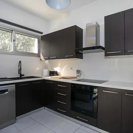 Holiday home Palmove Renovated Meneou House