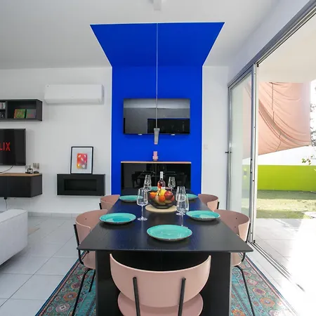 Ferienhaus Palmove Renovated Meneou House Larnaka