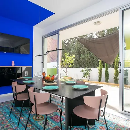 Ferienhaus Palmove Renovated Meneou House Larnaka