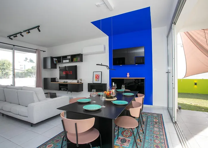 Palmove Renovated Meneou House Σπίτι διακοπών *