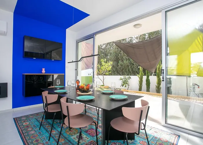 Σπίτι διακοπών Palmove Renovated Meneou House Λάρνακα